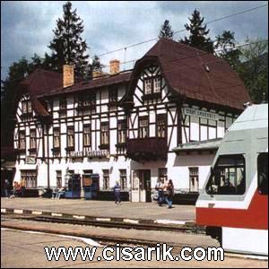 Vysoke_Tatry_Poprad_PV_Szepes_Spis_Station-Building_ENC1_x1.jpg